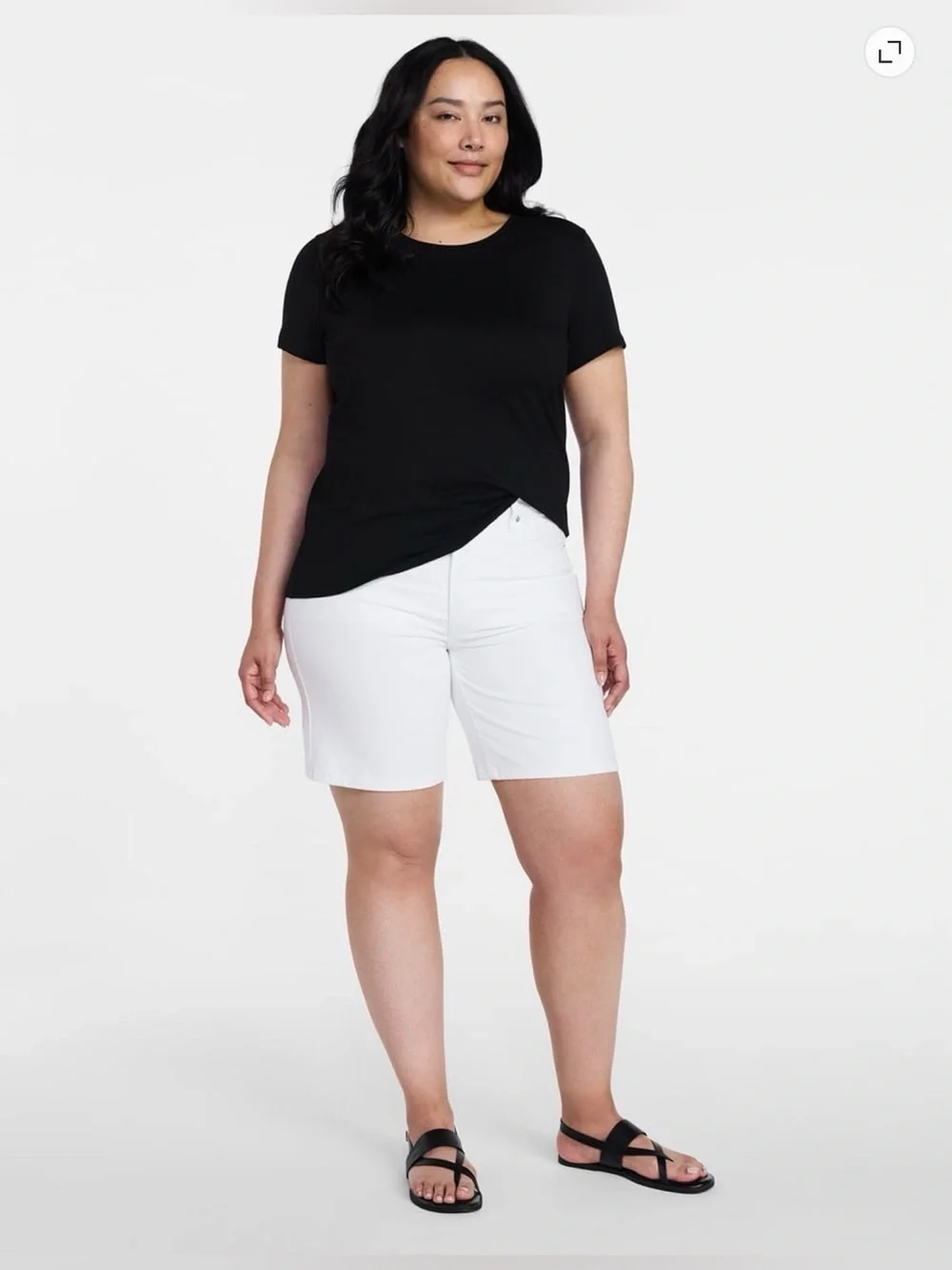 Time and Tru Women High Rise Denim Bermuda Shorts 9 in inseam